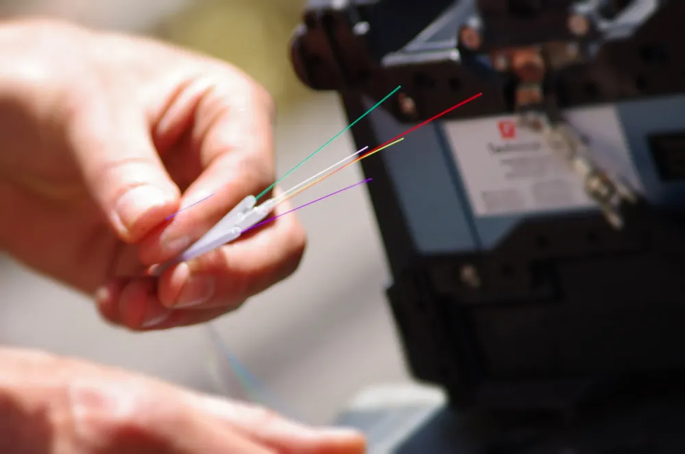 Installation fibre optique professionnelle près de Voiron